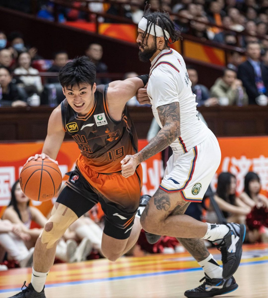 kaiyun-CBA常规赛今晨再迎强敌，新疆广汇临场应变，主帅态度——悬念犹存，临场指挥获称赞的简单介绍-kaiyun